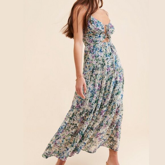 ASTR The Label Brandy Cut Out Maxi Dress in Blue Floral Size L - Picture 1 of 7